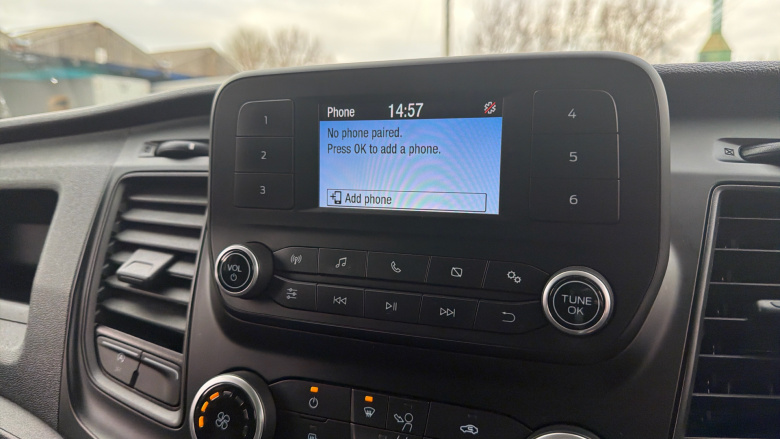 Ford Transit 350 L4 Diesel Fwd 2.0 EcoBlue 130ps Leader Luton Van